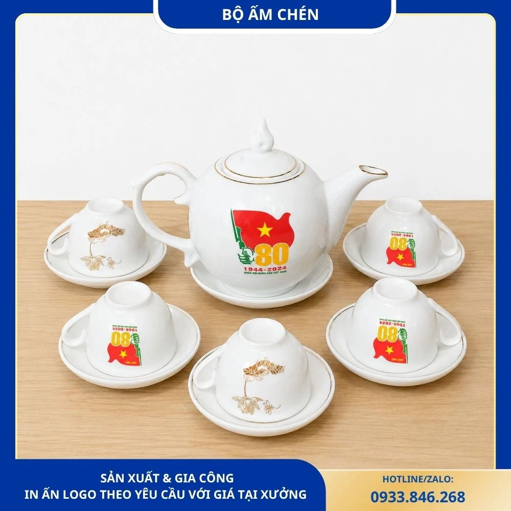 Bộ ấm chén Bưởi Lửa kẻ chỉ vàng Đại hội MTTQ xã Đồng Xuân
