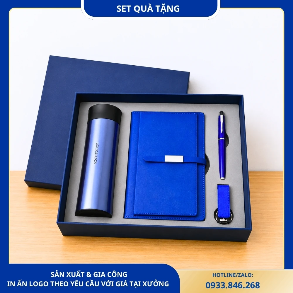 Set quà cao cấp gồm bình LocknLock, sổ, bút và USB