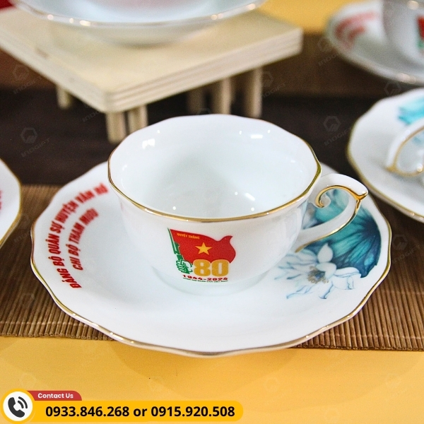 Bộ ấm chén quân đội in logo kỷ niệm thành lập
