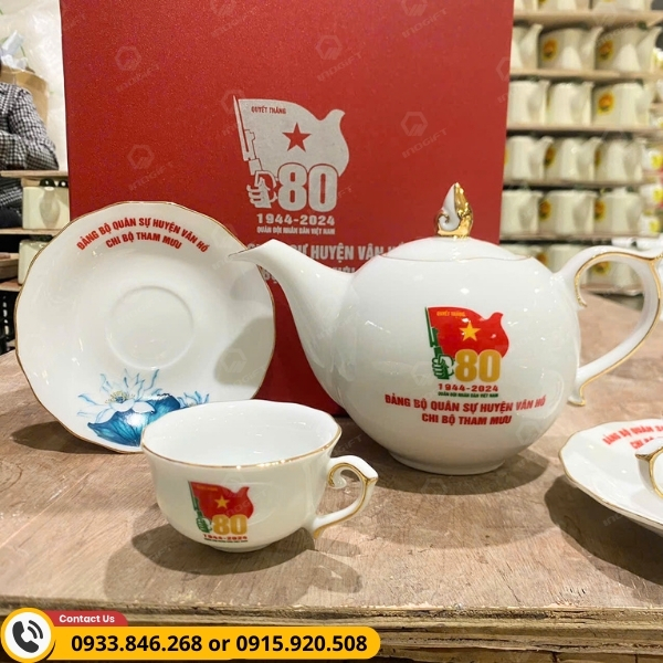 Bộ ấm chén quân đội kỷ niệm thành lập in logo