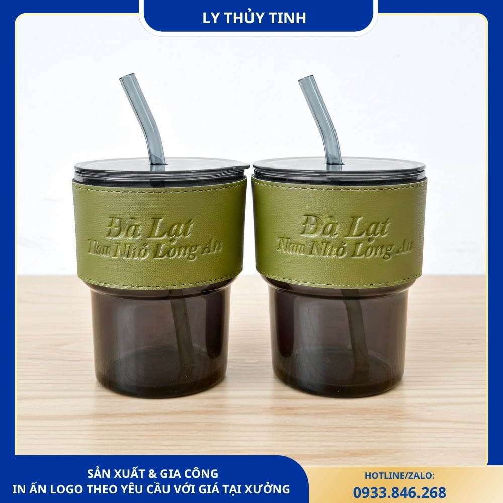 Ly thủy tinh bọc da giá rẻ, thiết kế đơn giản, tiện dụng