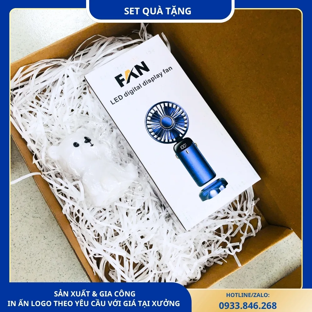 Set quạt đèn quà 1-6 cho bé, thiết kế tiện lợi, dễ thương
