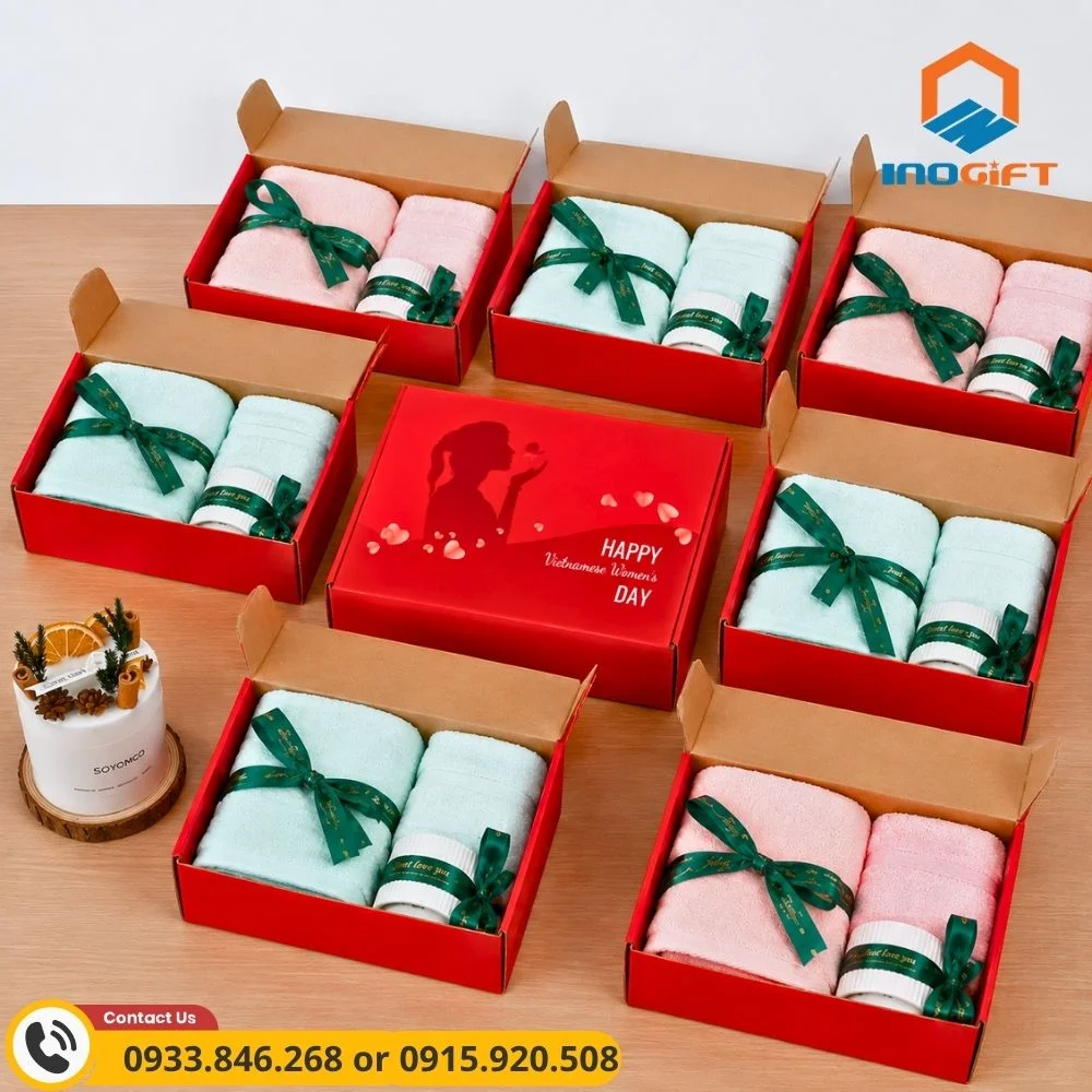 Set khăn và nến tặng phụ nữ ngày 8/3
